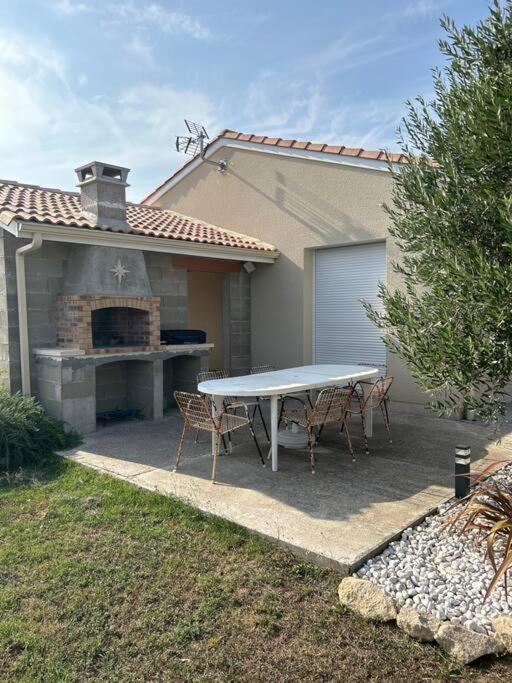 Maison Proche Saint Emilion Villa Exterior photo